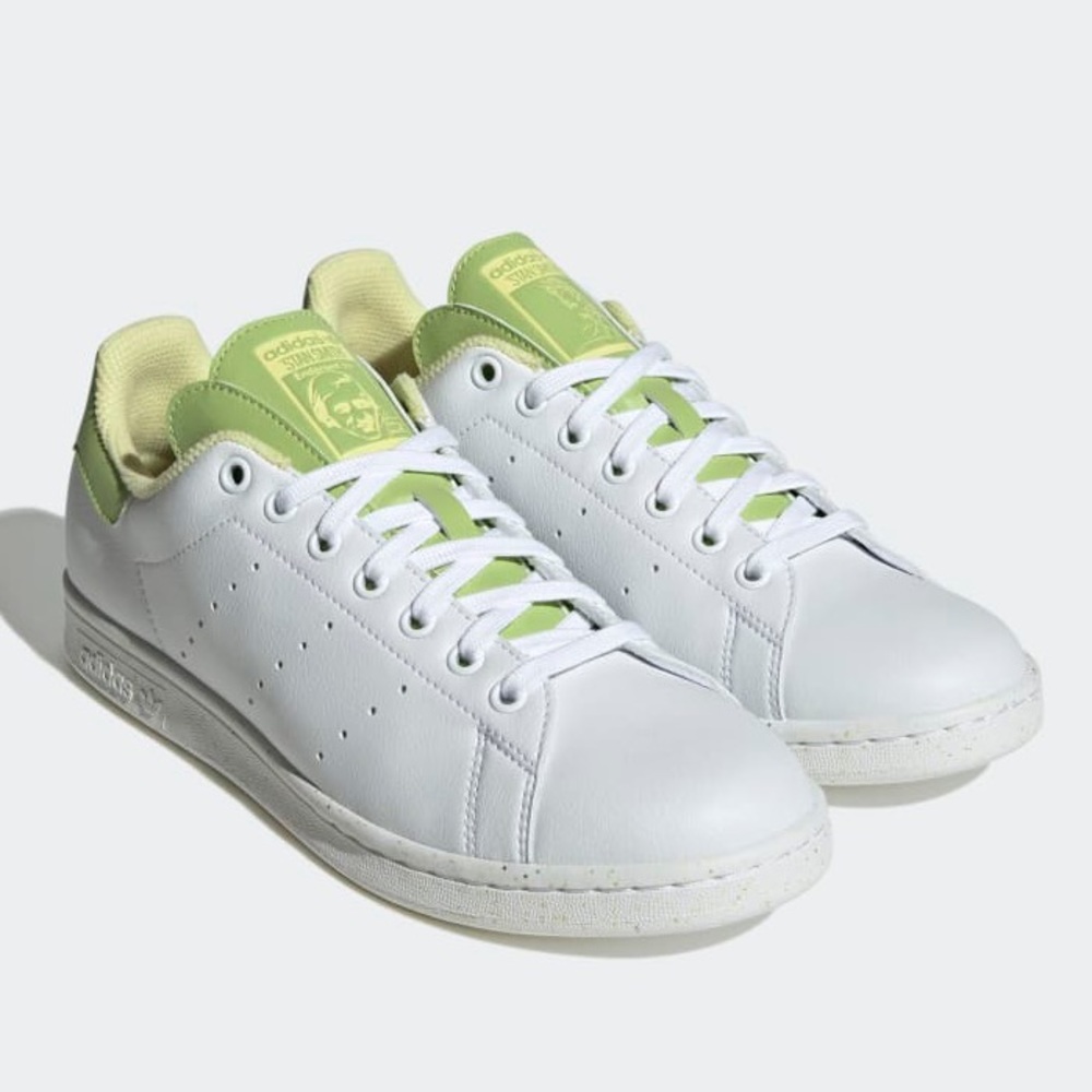 Men’s Princess & the frog special edition sneakers 👟